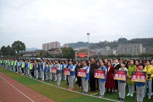 广元市苍溪中学升学率（广元苍溪高中学校）