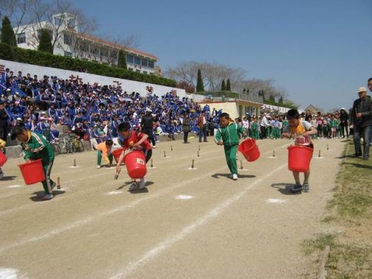 荣成三十二中升学率（荣成33中学）